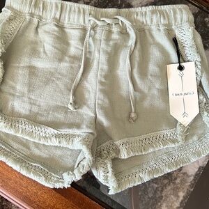 𝅺ban. JARA SHORTS